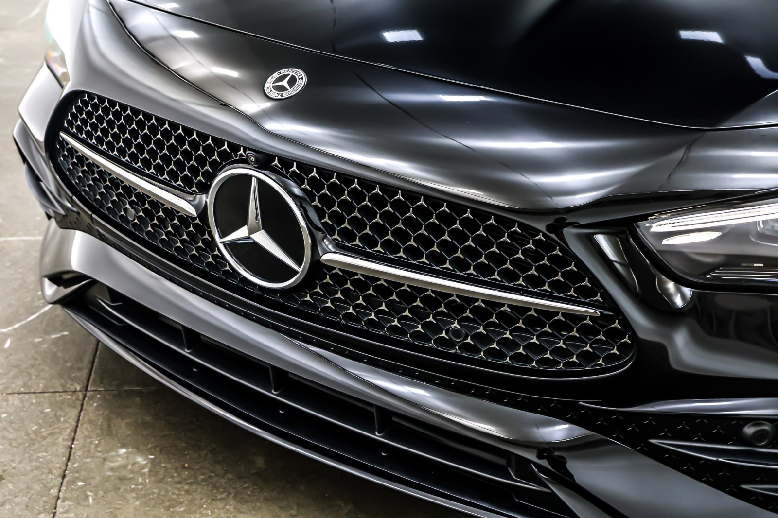 New 2026 Black Mercedes-Benz CLE 300 image 13