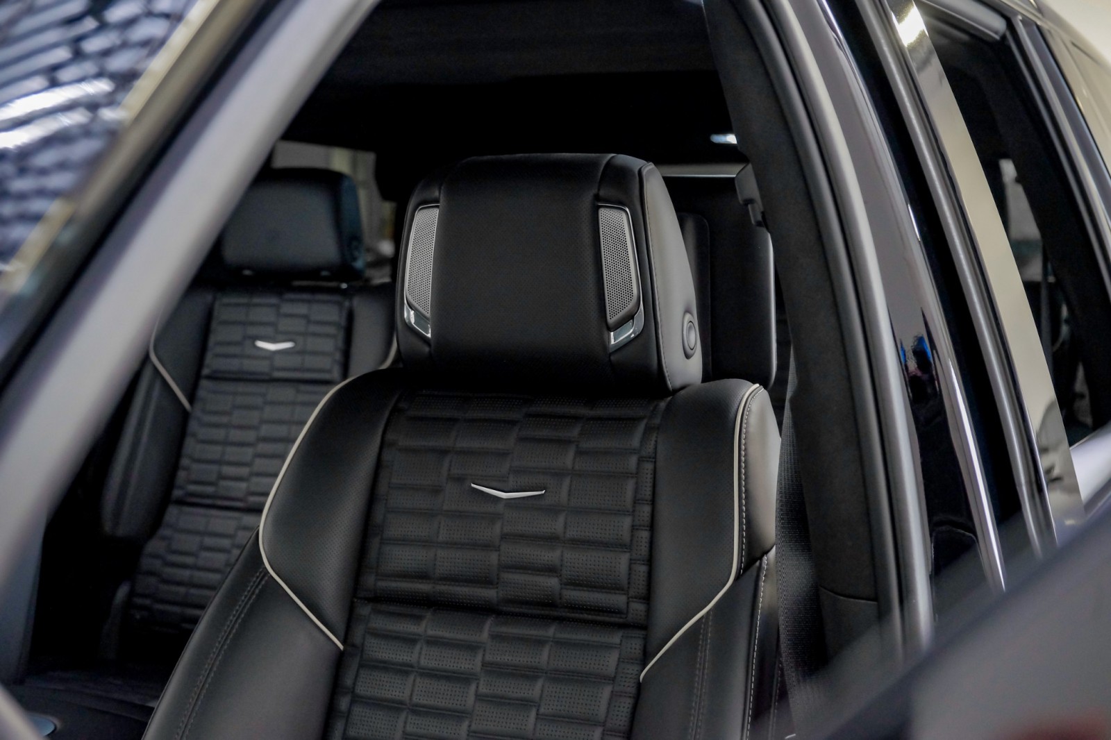 2023 Cadillac Escalade 4WD Sport Platinum CertifiedWarranty SuperCruise P 30