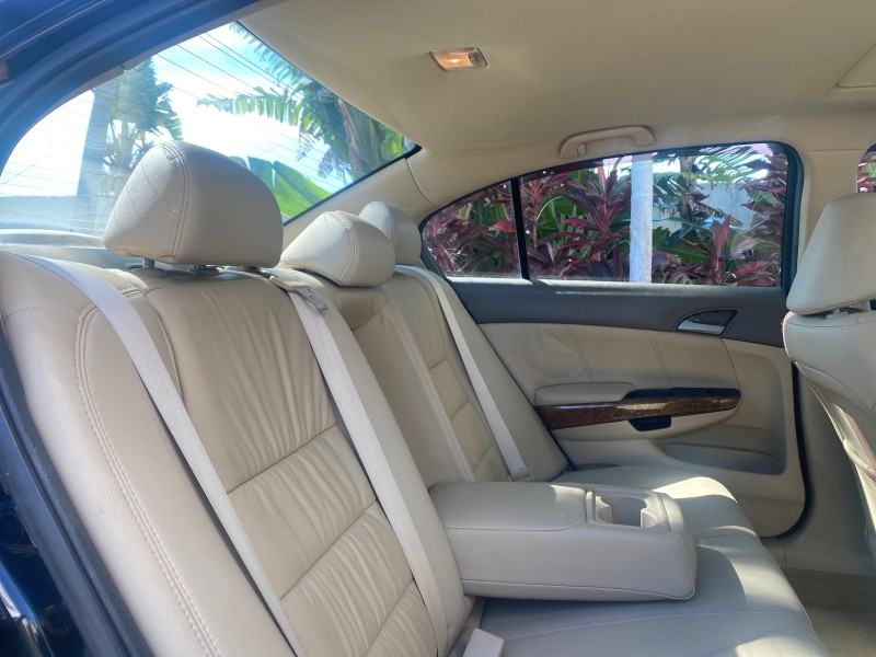 2010 Honda Accord Sdn EX-L LOW MILES 68,167 in , 