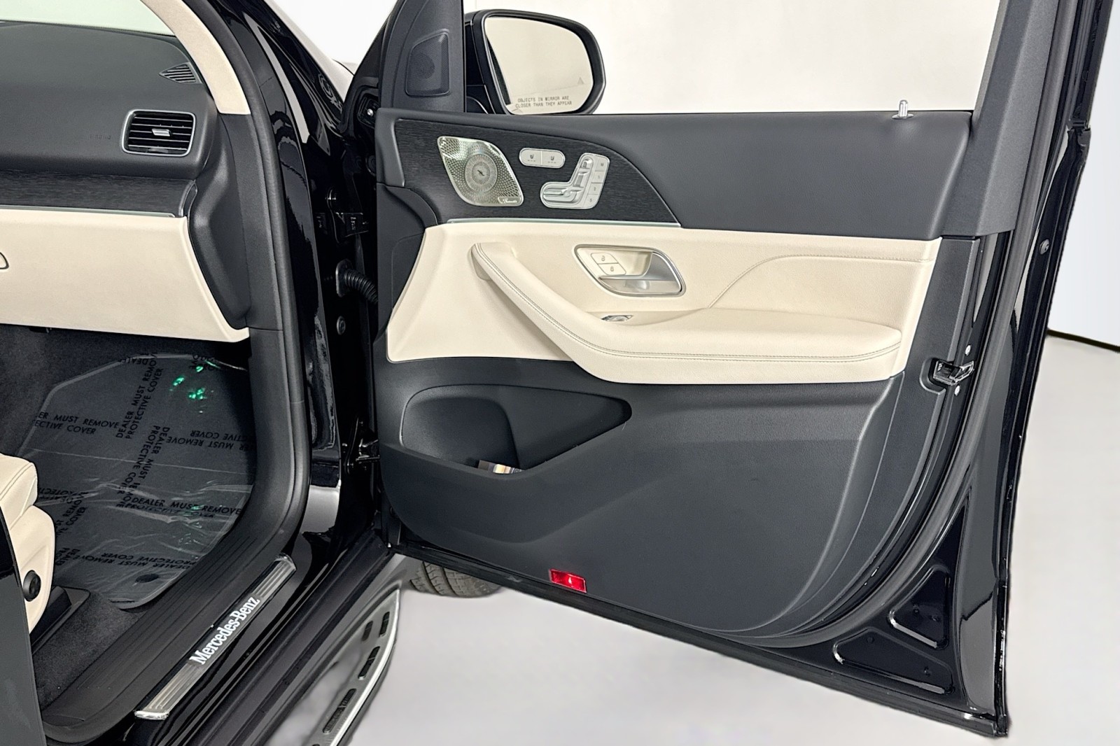 New 2026 Obsidian Black Metallic Mercedes-Benz GLE 450 4MATIC® SUV image 23