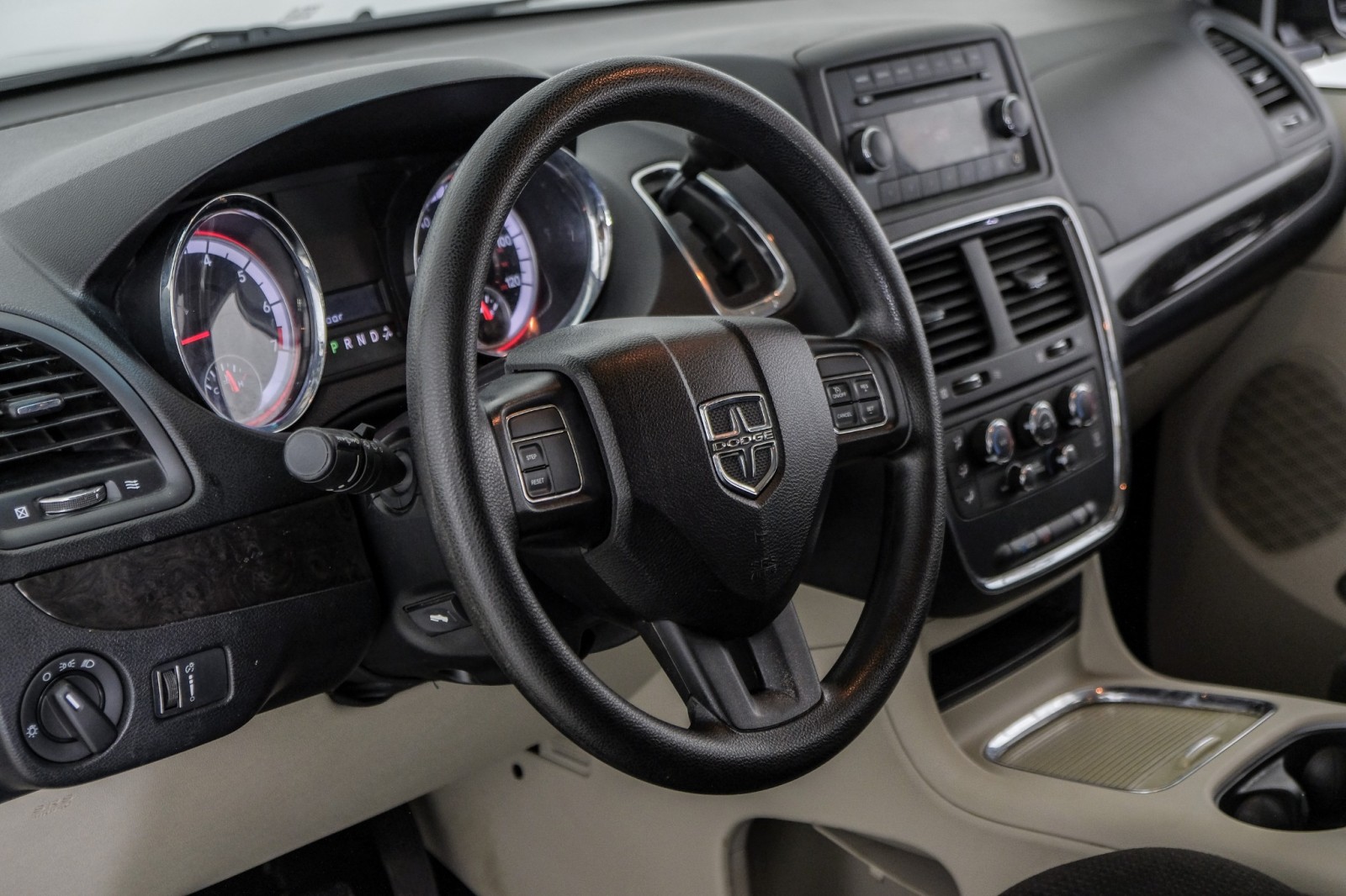 2012 Dodge Grand Caravan SXT AUTOMATIC DUAL CLIMATE CONTROL POWER LIFTGATE  14
