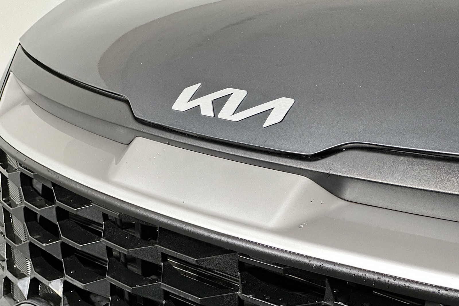 Used 2023 Gravity Gray Kia LX image 15