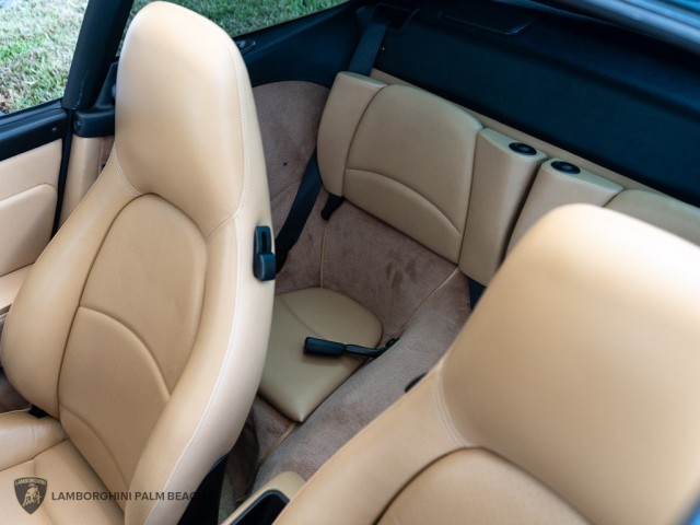 Porsche 911 Carrera