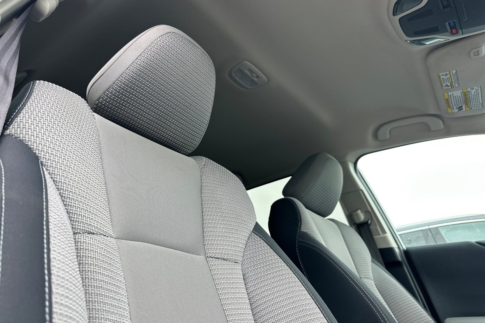 Used 2023 ICE SILVER Subaru Premium CVT image 16