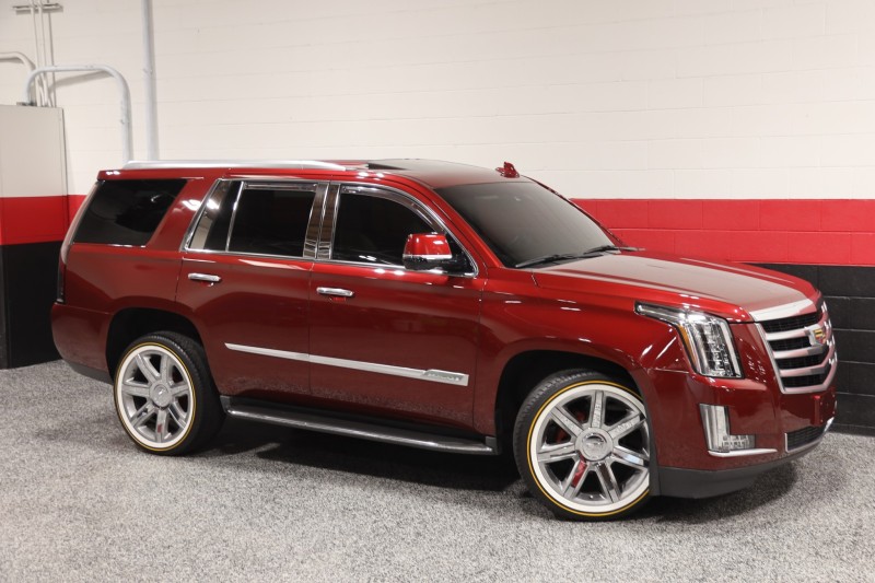2016 Cadillac Escalade Luxury Collection 4dr Suv in , 