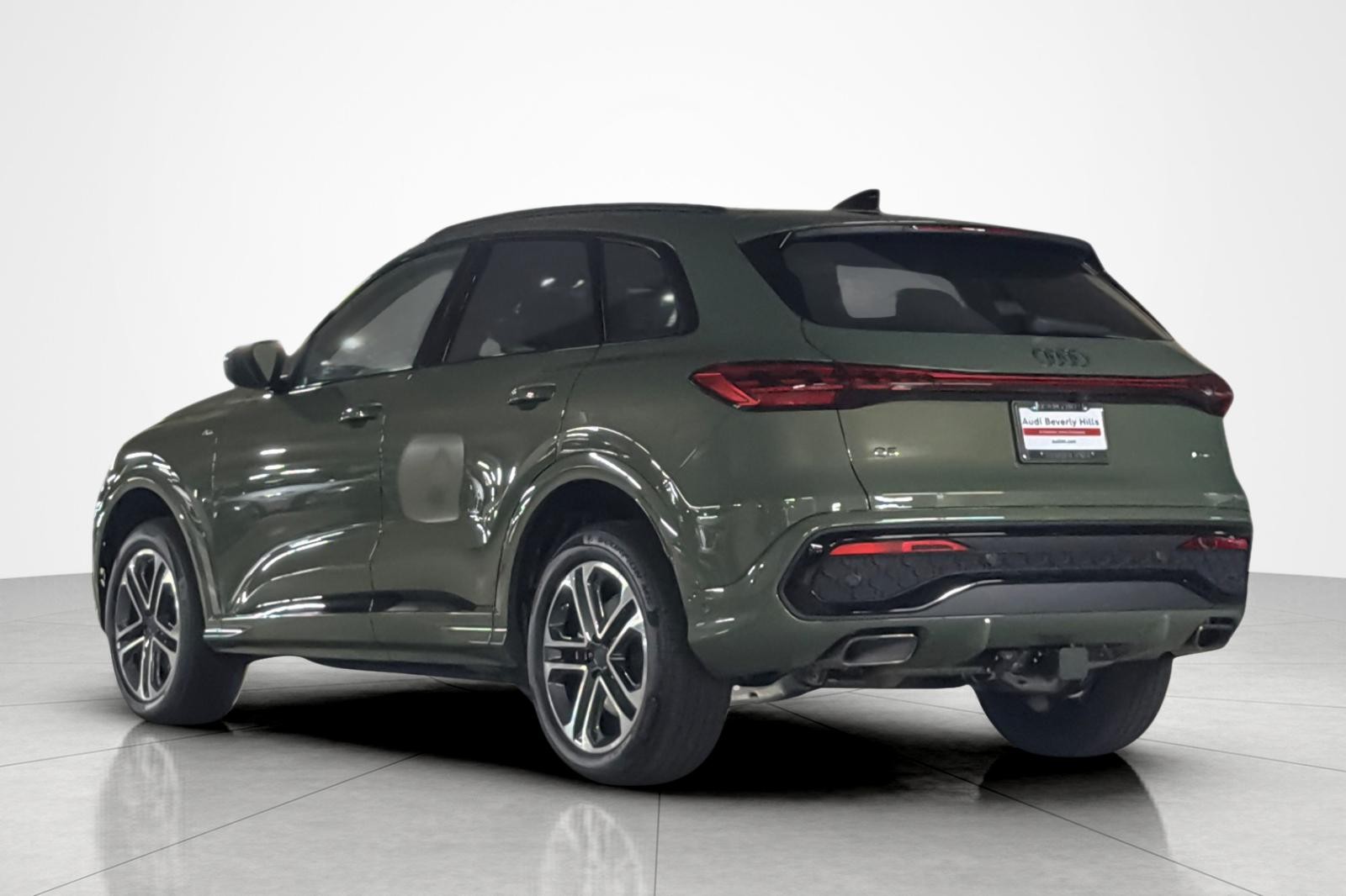 New 2026 District Green Metallic Audi Premium 2.0 TFSI quattro image 4