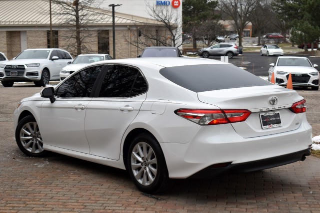 2018 Toyota Camry LE 9