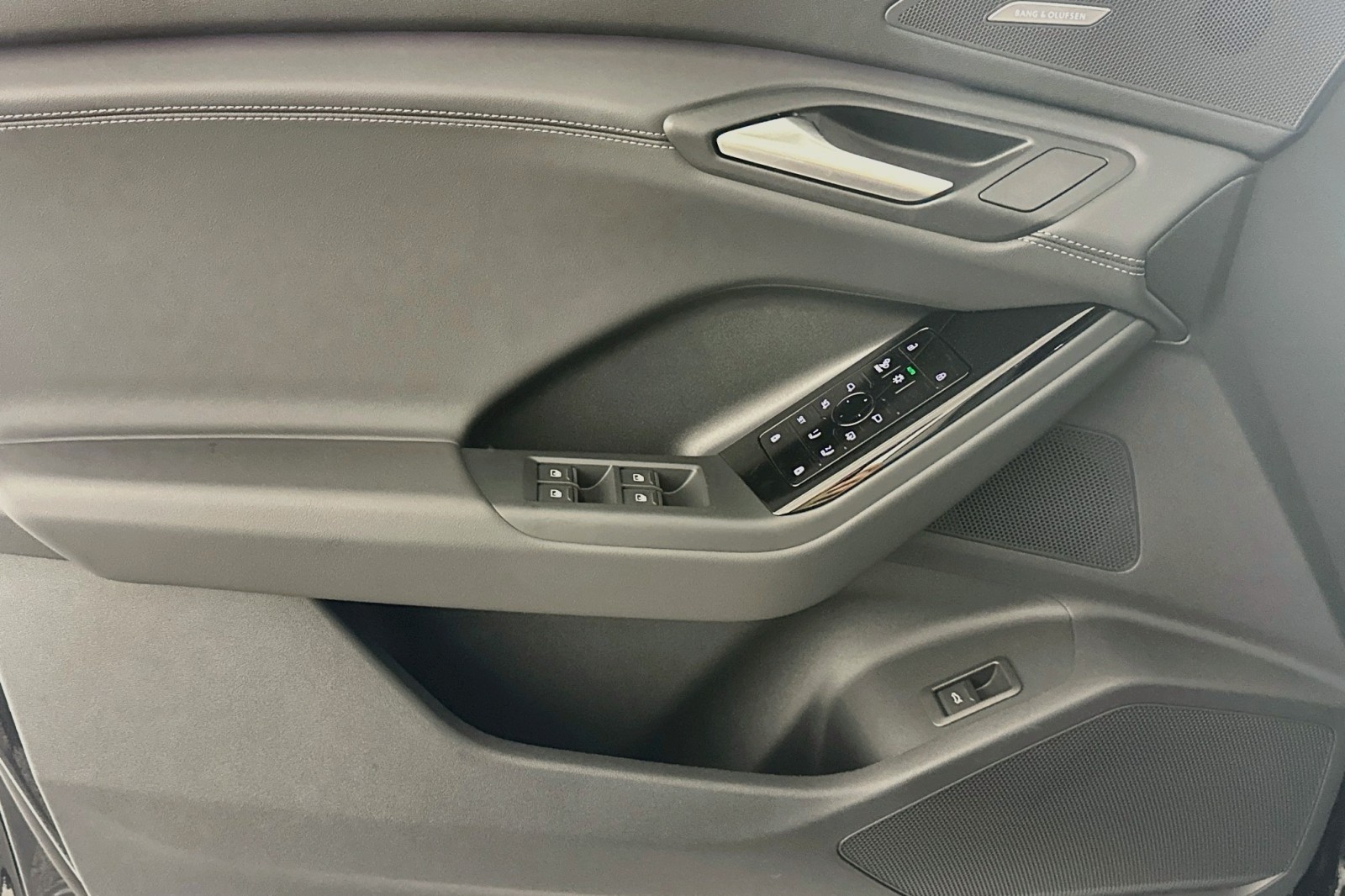 New 2027 Mythos Black Metallic Audi Premium Plus image 15