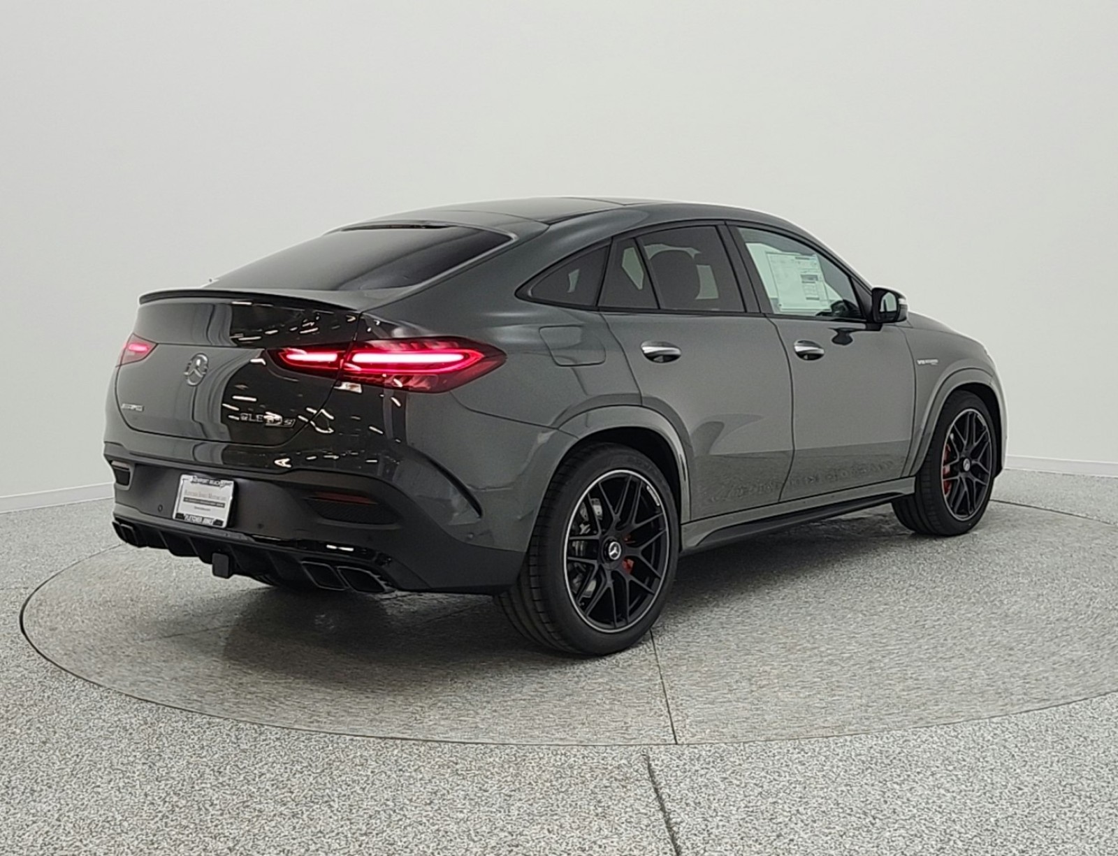 New 2026 MANUFAKTUR Silicon Grey Mercedes-Benz AMG® GLE 63 S image 5