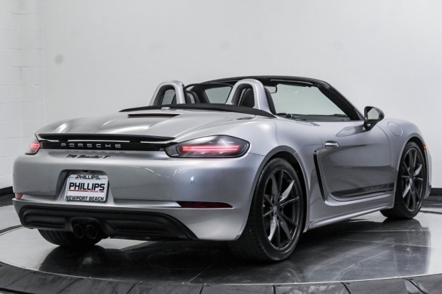 2023 Porsche 718 Boxster T 5