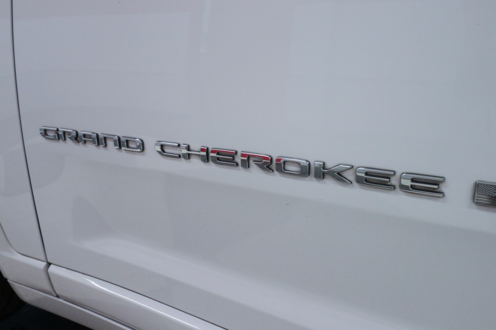 Used Car 2021 Jeep Grand Cherokee L  Overland For Sale Under $30,000 In Austin, Texas