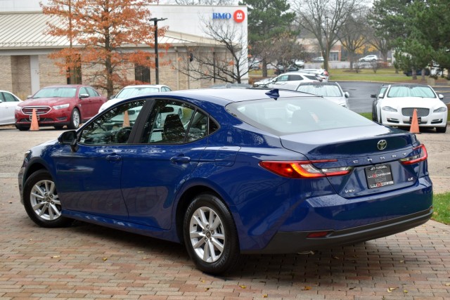 2025 Toyota Camry Hybrid! Push Button Start Blind Spot Monitor Traff 9