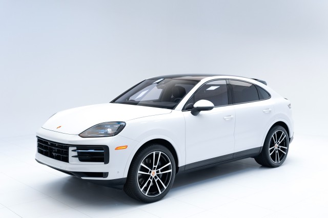 2024  Cayenne Coupe in , 