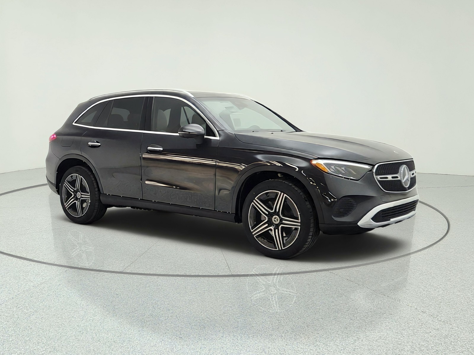 New 2027 Graphite Grey Metallic Mercedes-Benz GLC 300 SUV image 3