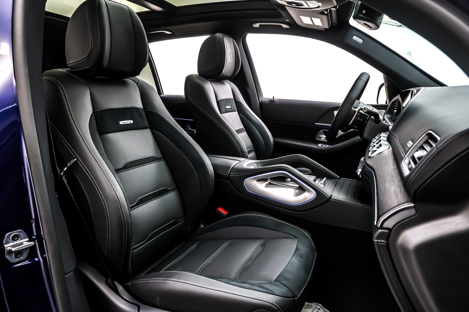 New 2026 MYSTIC BLUE METALLIC Mercedes-Benz AMG® GLE 53 image 7