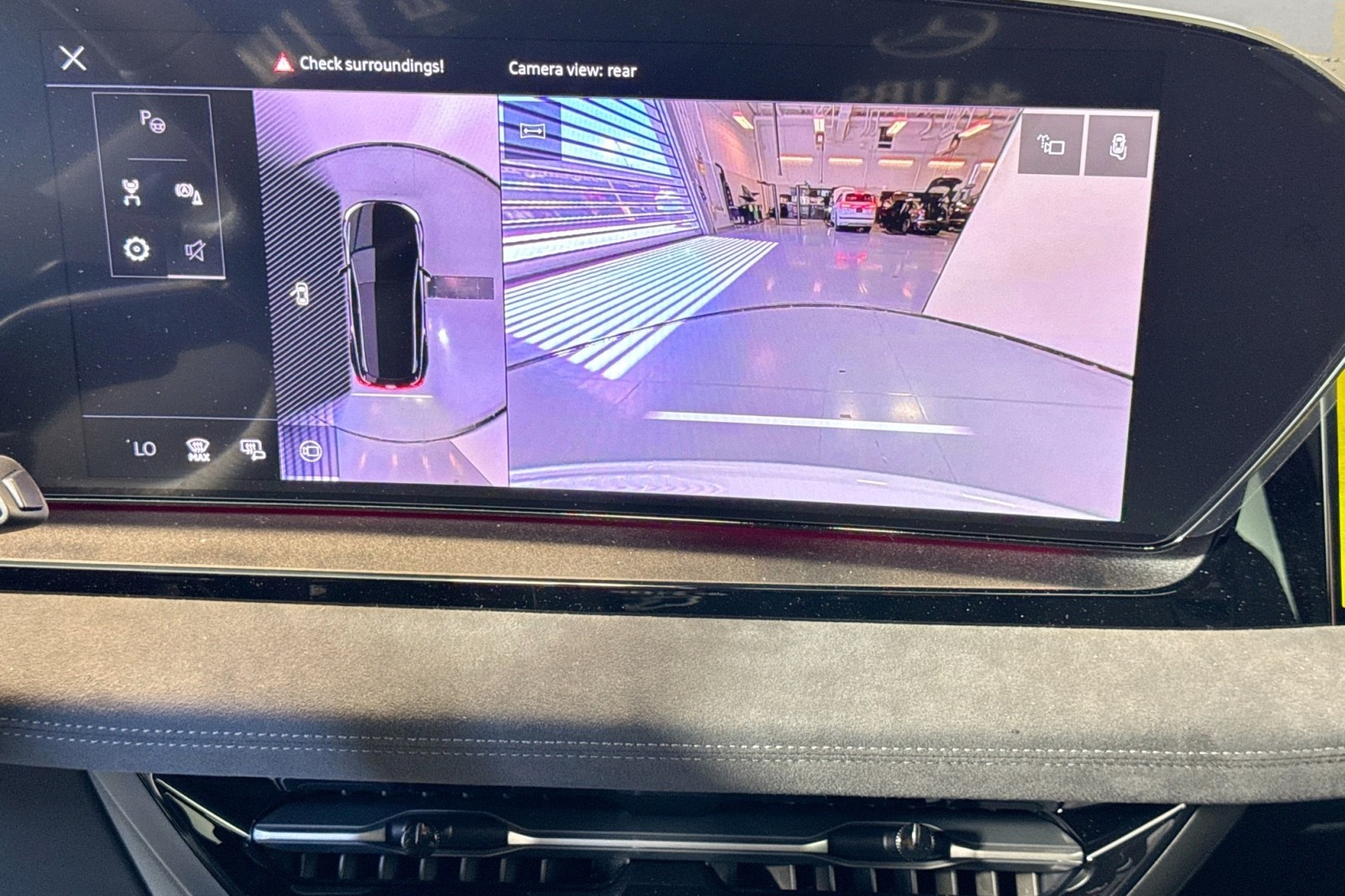 New 2025 Glacier White Metallic Audi Prestige quattro image 12