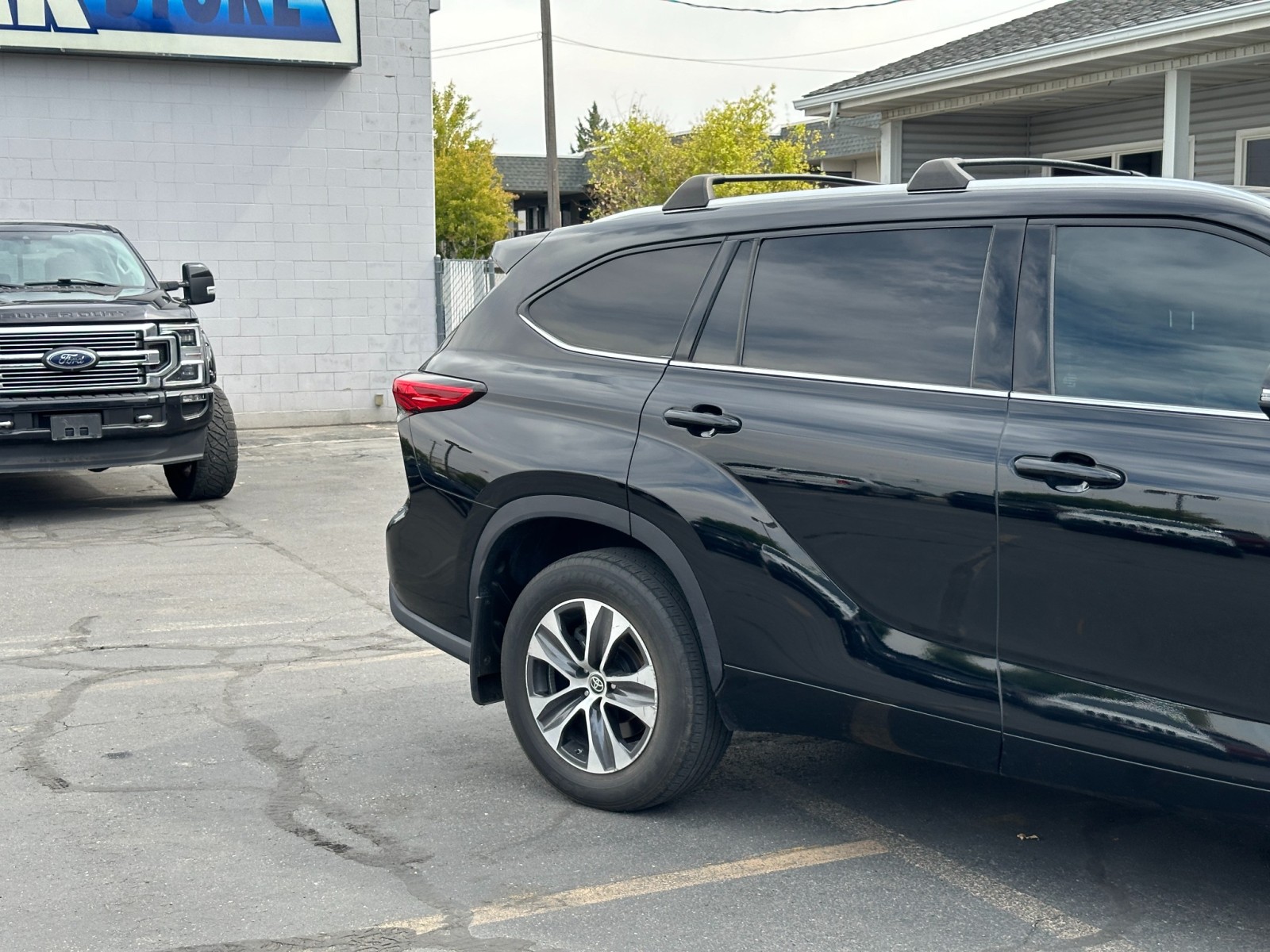 2020 Toyota Highlander Hybrid XLE 5