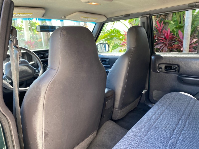 2000 Jeep Cherokee Sport 1 OWNER 4X4 AC 4.0 6YL in , 