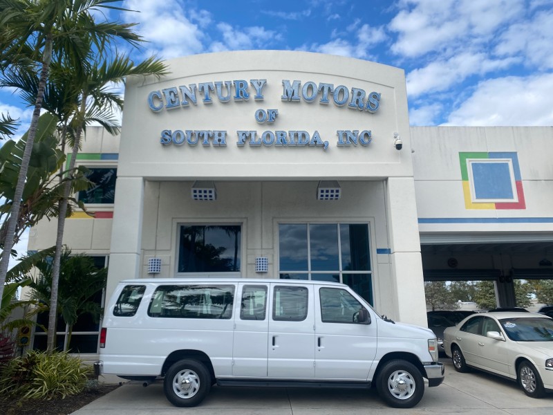 2008 Ford Econoline Wagon XLT 15 PASSENGERS E350 CLEAN in , 
