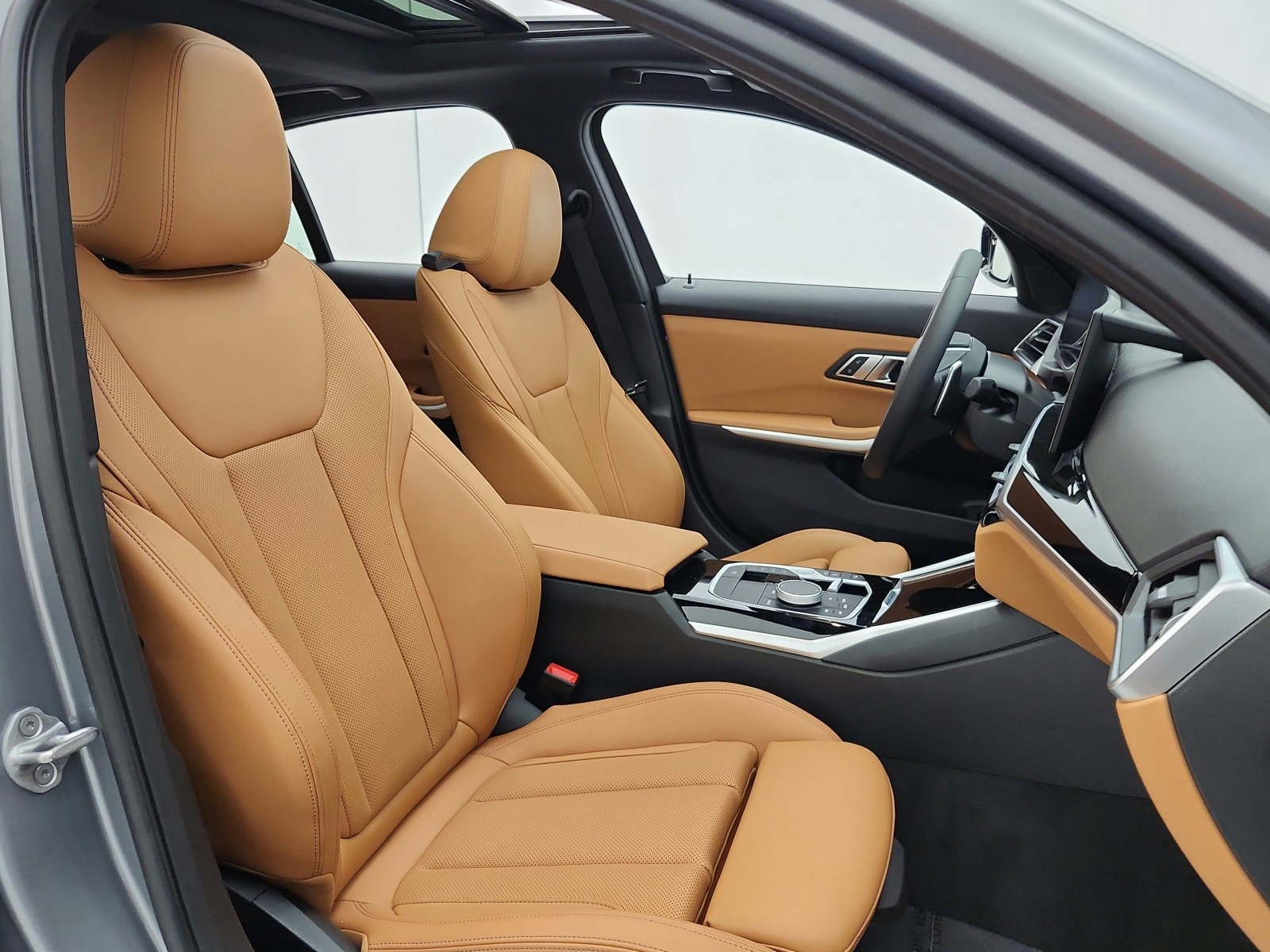 Used 2023 Skyscraper Grey Metallic BMW 330i Sedan image 21