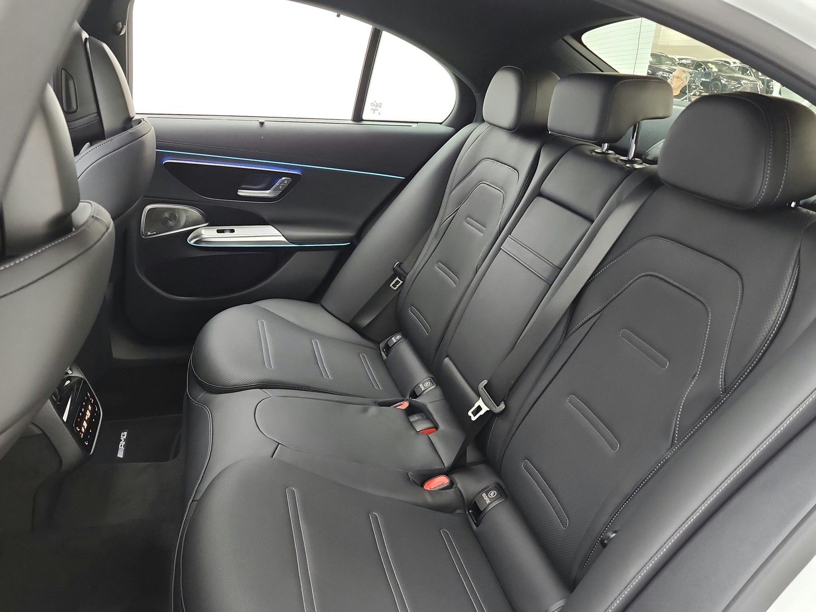 New 2027 MANUFAKTUR Moonlight White Metallic Mercedes-Benz AMG® E 53 Hybrid Sedan image 11