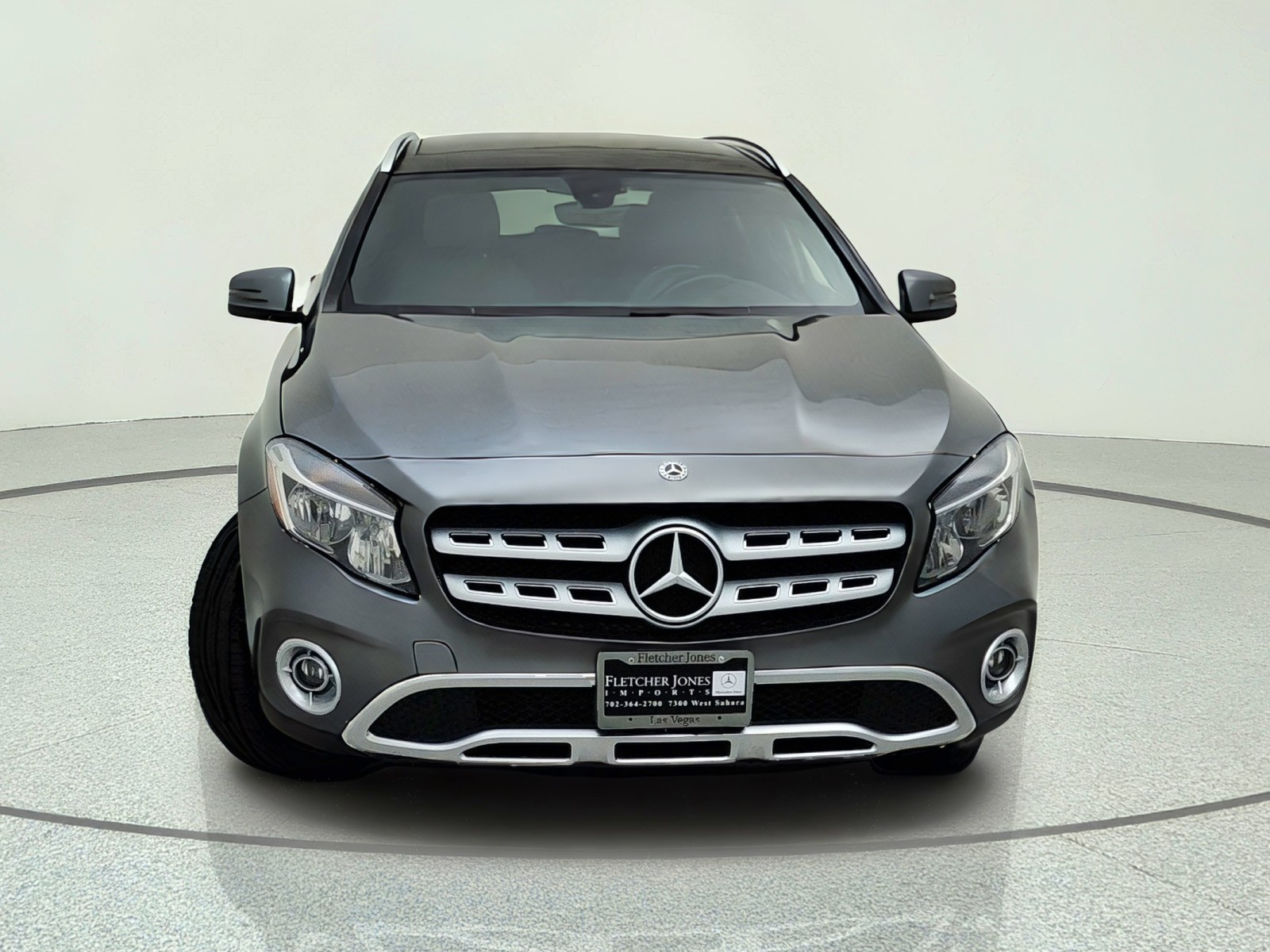 Used 2018 Mountain Grey Metallic Mercedes-Benz GLA 250 image 3
