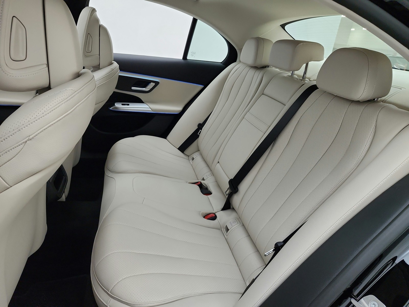 New 2027 Black Mercedes-Benz E 350 RWD Sedan image 11