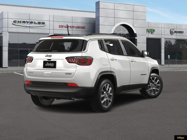 2024 Jeep Compass Latitude Lux 7