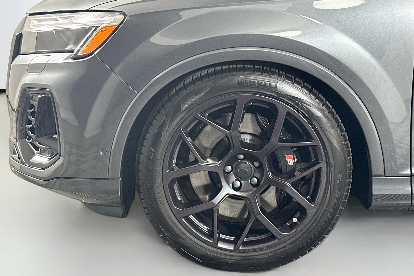 New 2026 Daytona Gray Pearl Effect Audi Premium Plus image 11