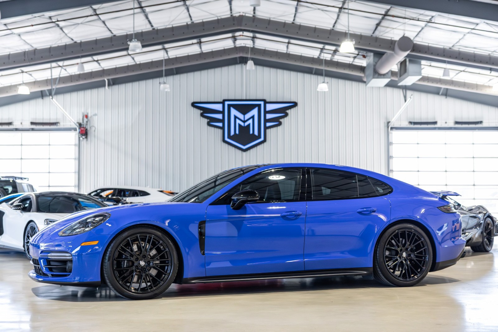 2023 Porsche Panamera GTS's photo