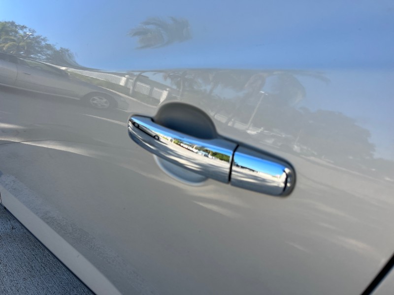 2011 Buick Enclave 1 FL CXL-1 LOW MILES 64,303 SUV in ,