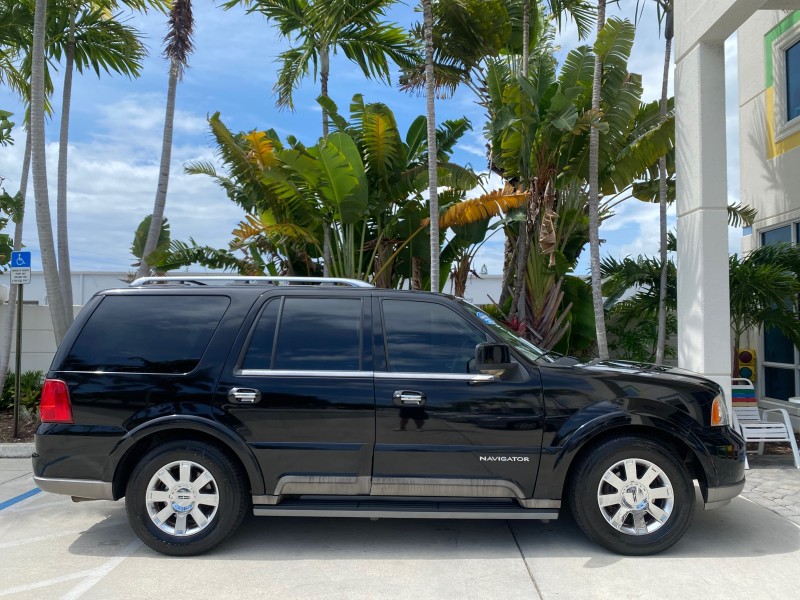 2004 Lincoln Navigator LOW MILES 67,511 SUNROOF in ,