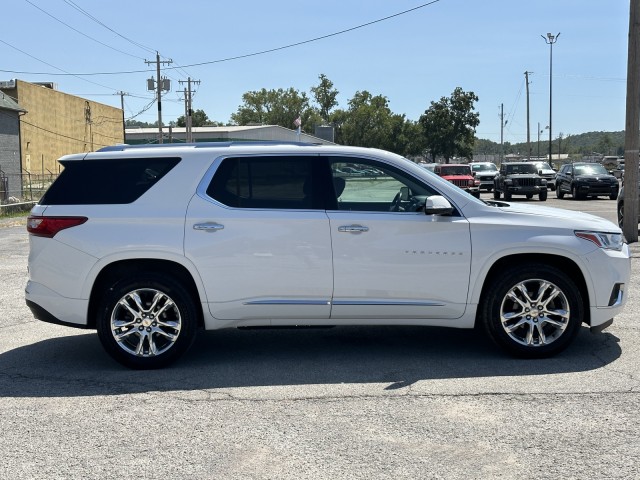 2019 Chevrolet Traverse High Country 2