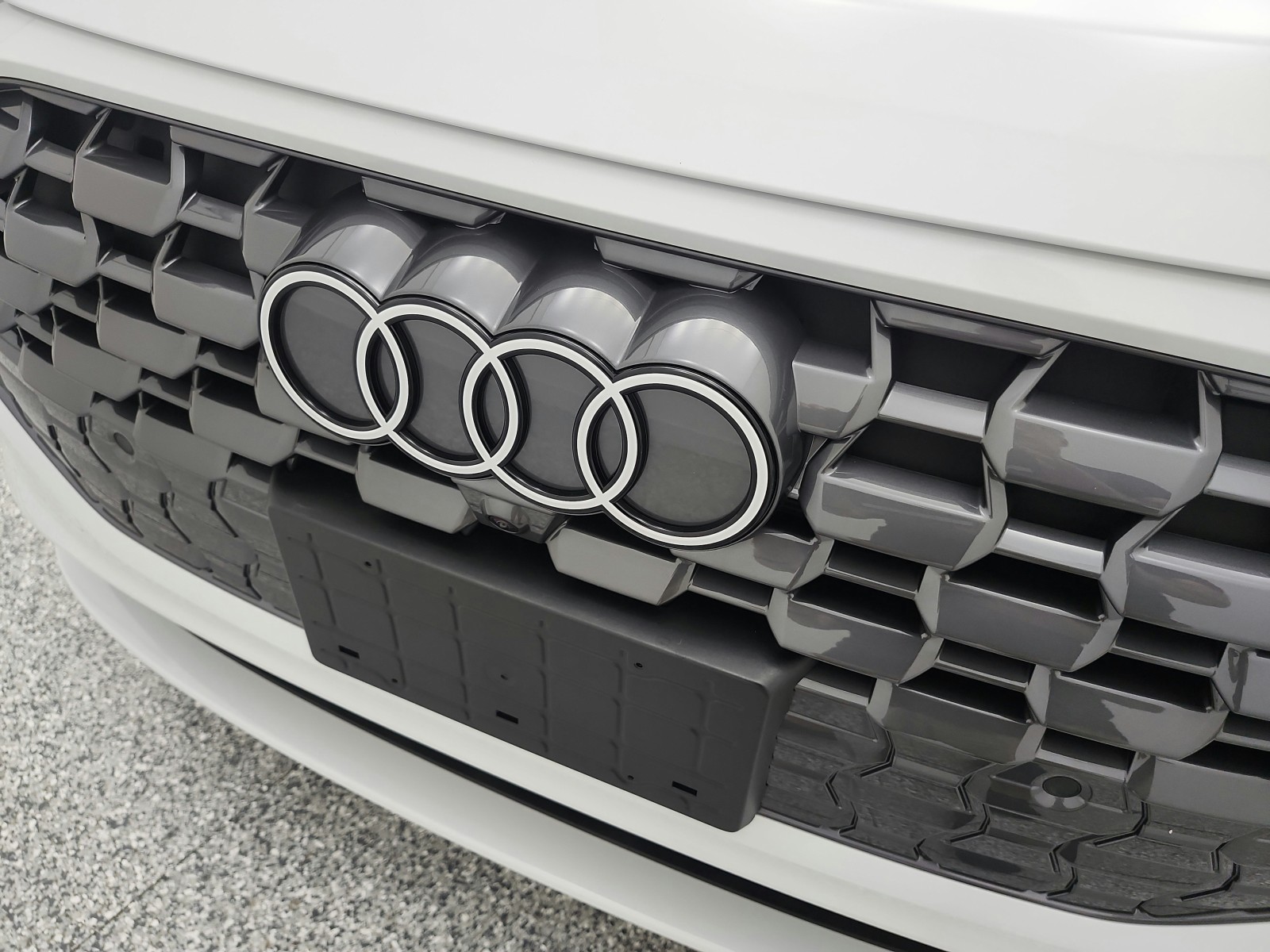 New 2025 Glacier White Metallic Audi Premium 2.0 TFSI quattro image 16