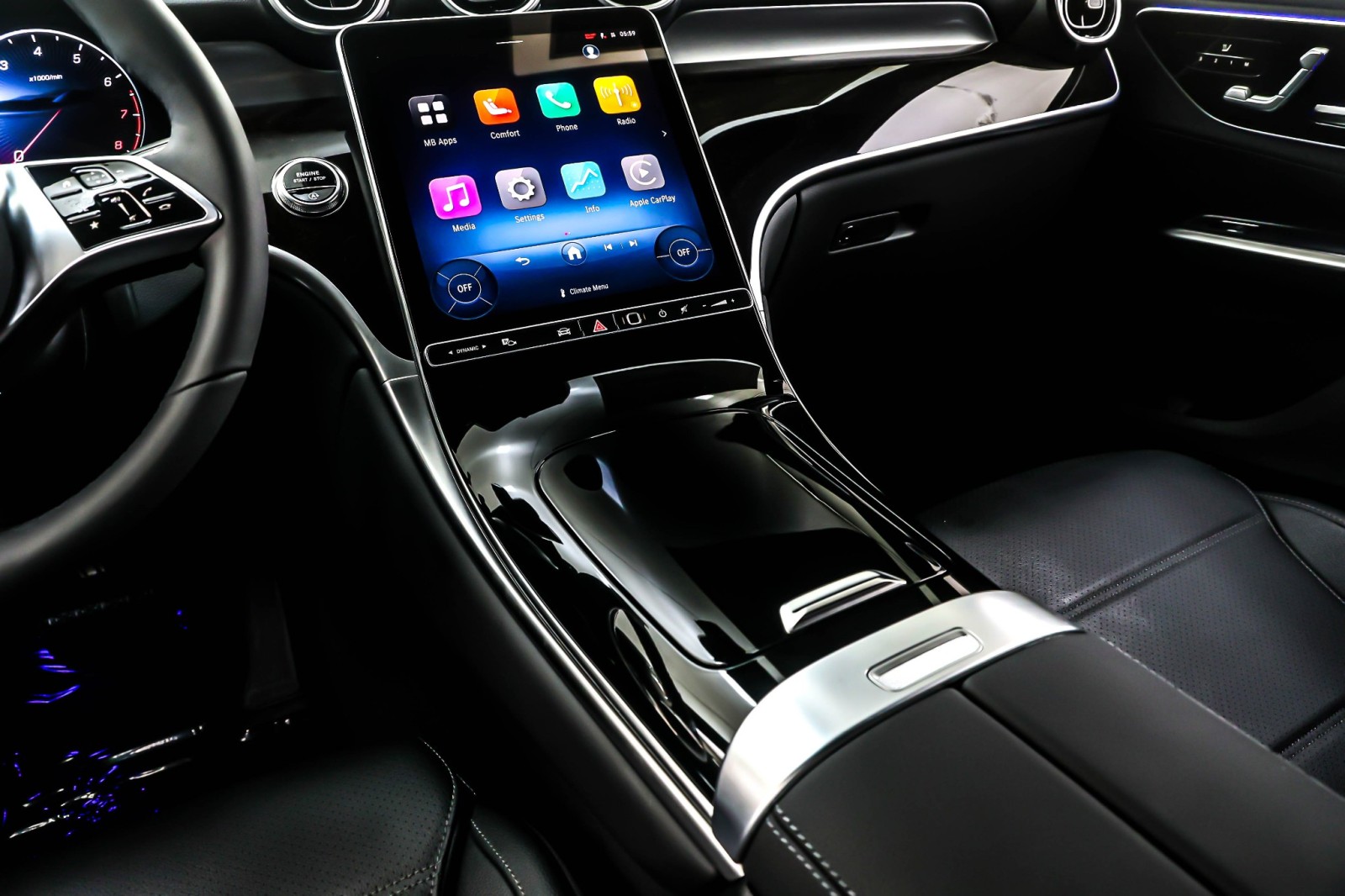 New 2026 MANUFAKTUR Alpine Grey Mercedes-Benz GLC 300 SUV image 6