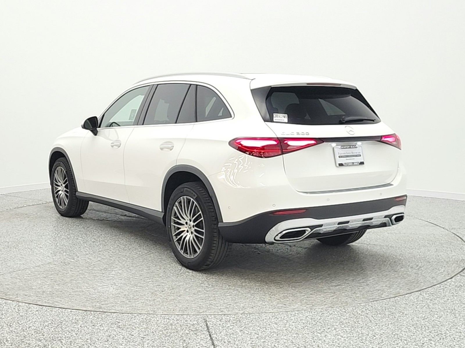 New 2026 Polar White Mercedes-Benz GLC 300 SUV image 7