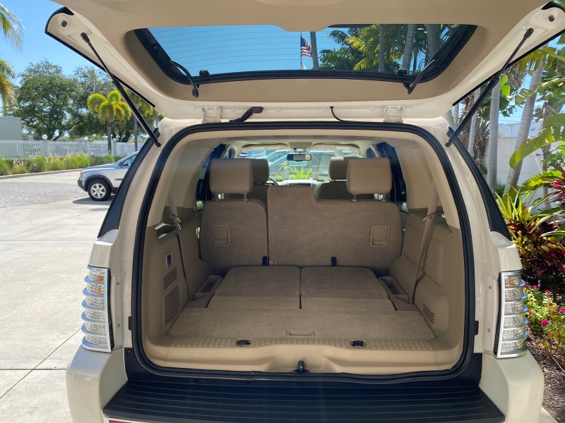 2007 Mercury Mountaineer SUV Premier 1 OWNER in ,