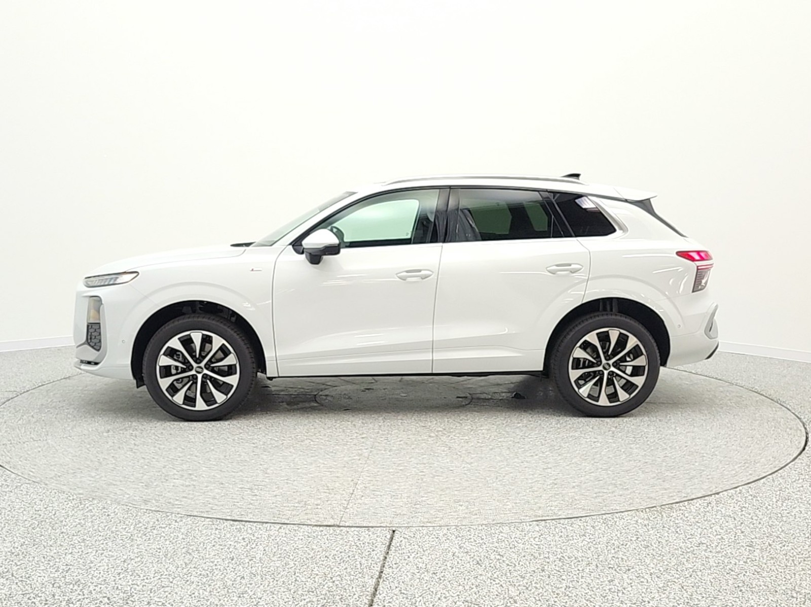 New 2026 Glacier White Metallic Audi S line quattro image 8