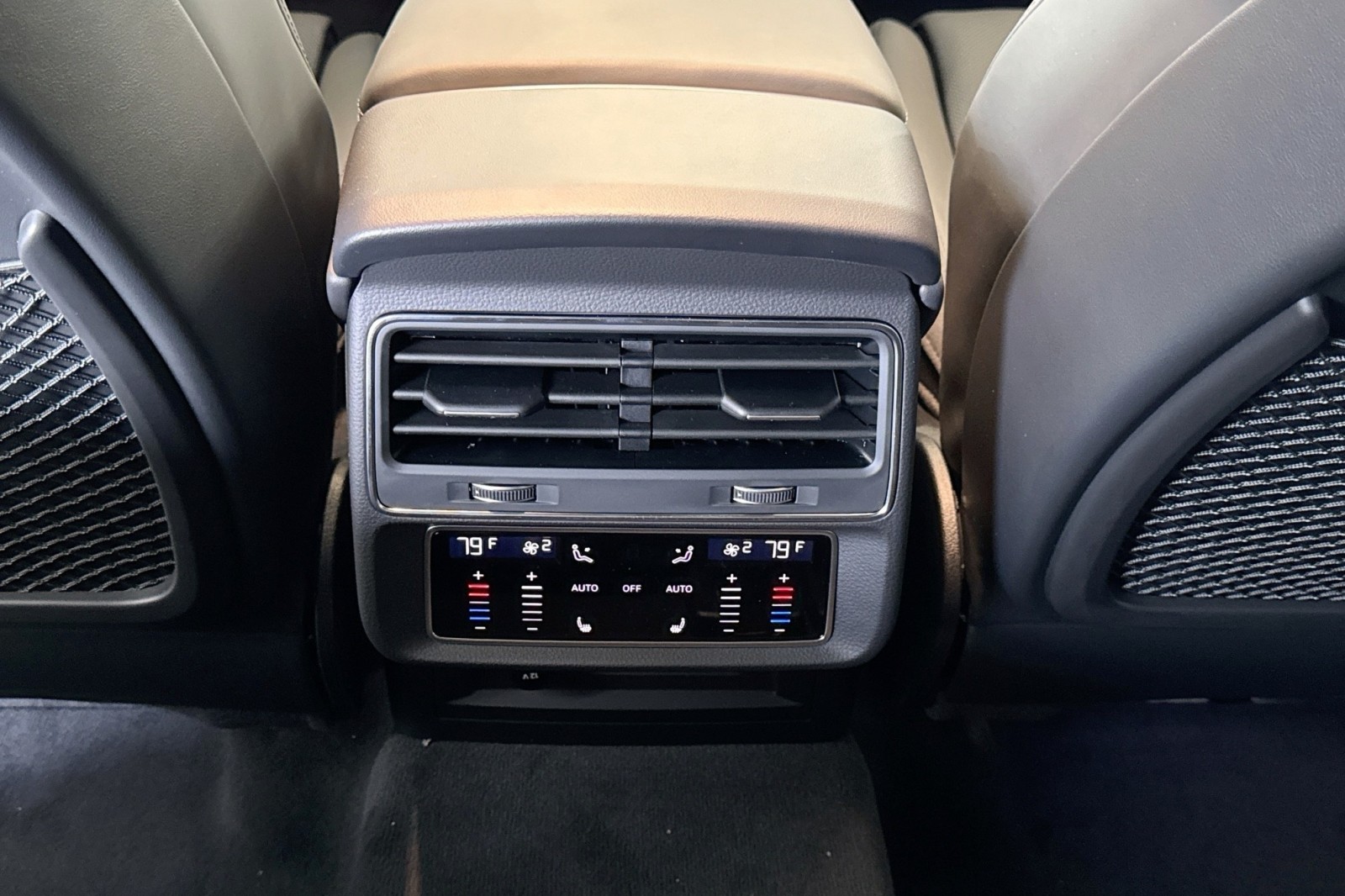 New 2026 Daytona Gray Pearl Effect Audi performance quattro image 22