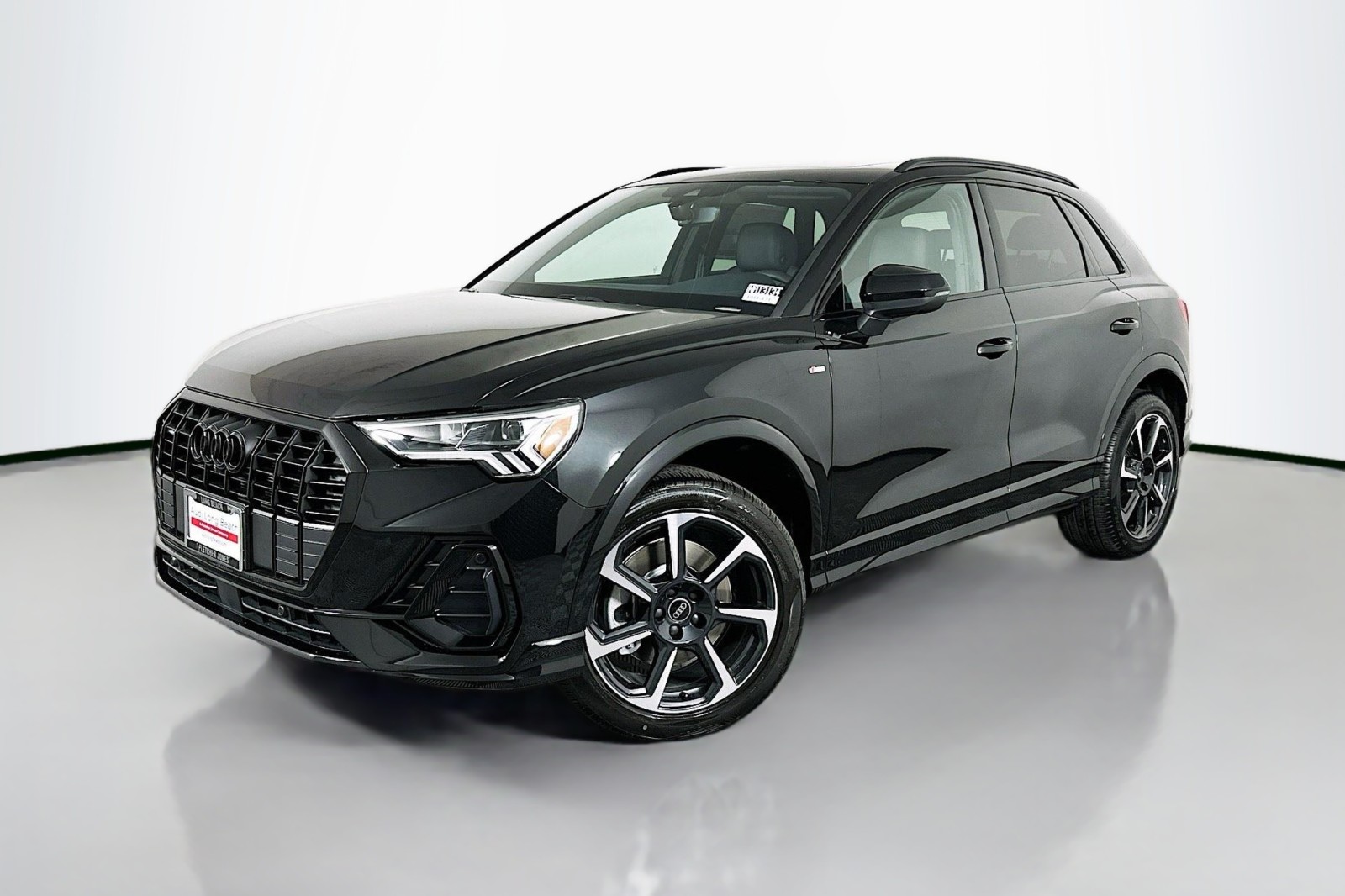 2025 Audi Q3 S Line Premium Plus's photo
