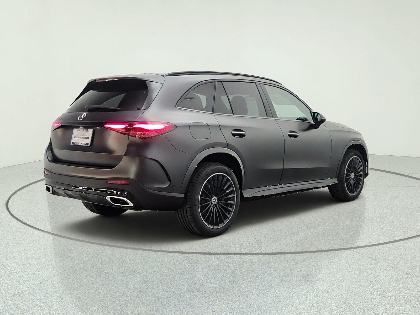 New 2027 MANUFAKTUR Graphite Grey Magno Mercedes-Benz GLC 300 SUV image 5