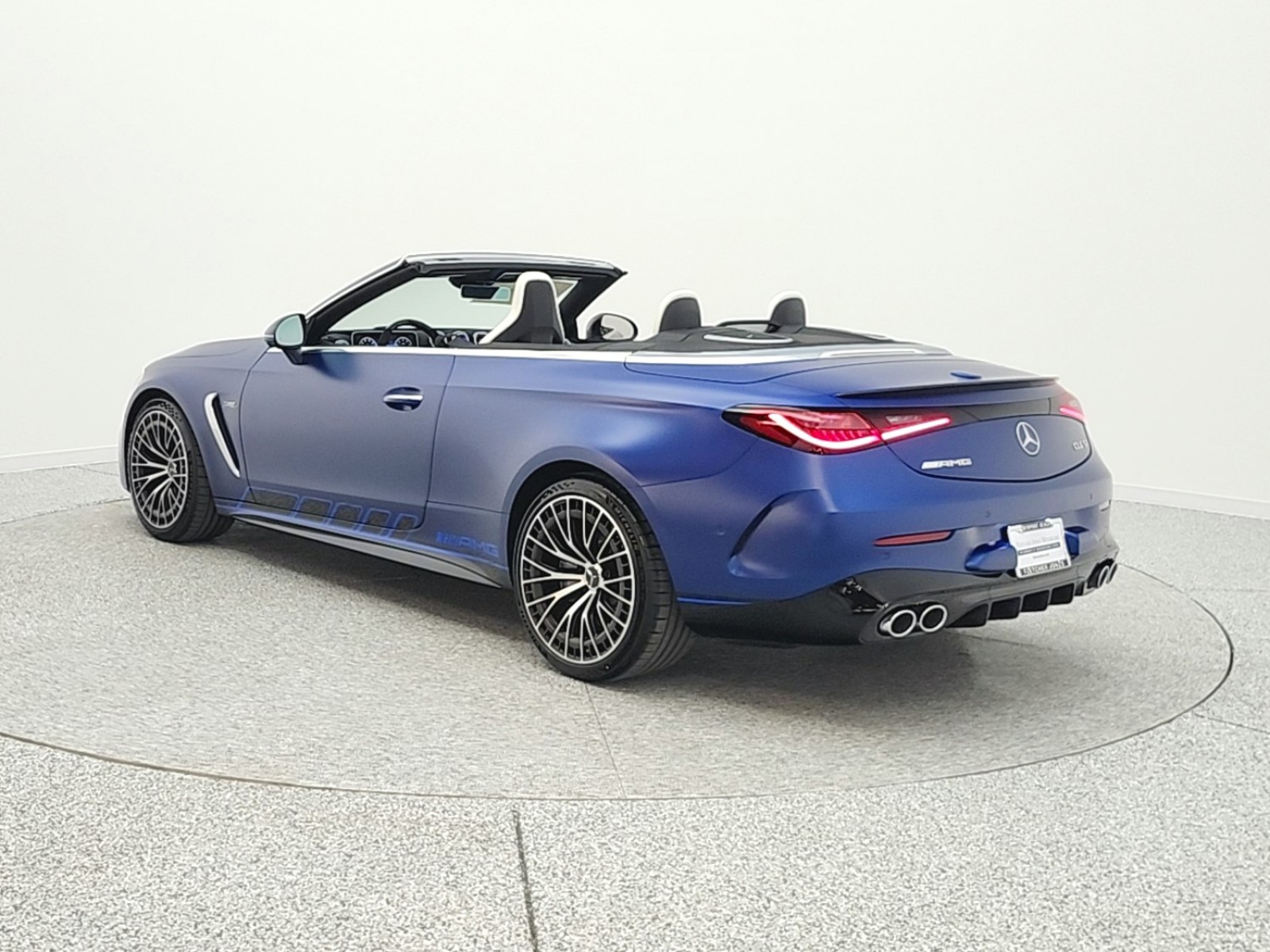 New 2026 MANUFAKTUR Starling Blue Magno Mercedes-Benz AMG® CLE 53 image 7