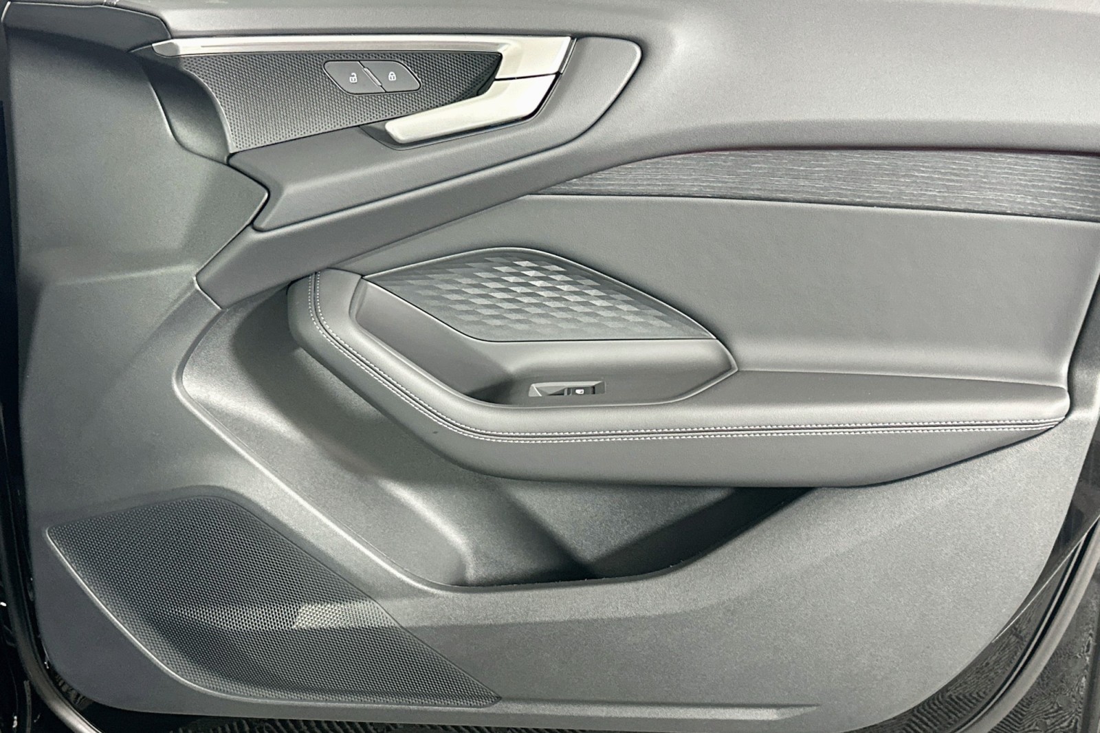 New 2026 Mythos Black Metallic Audi Premium image 20