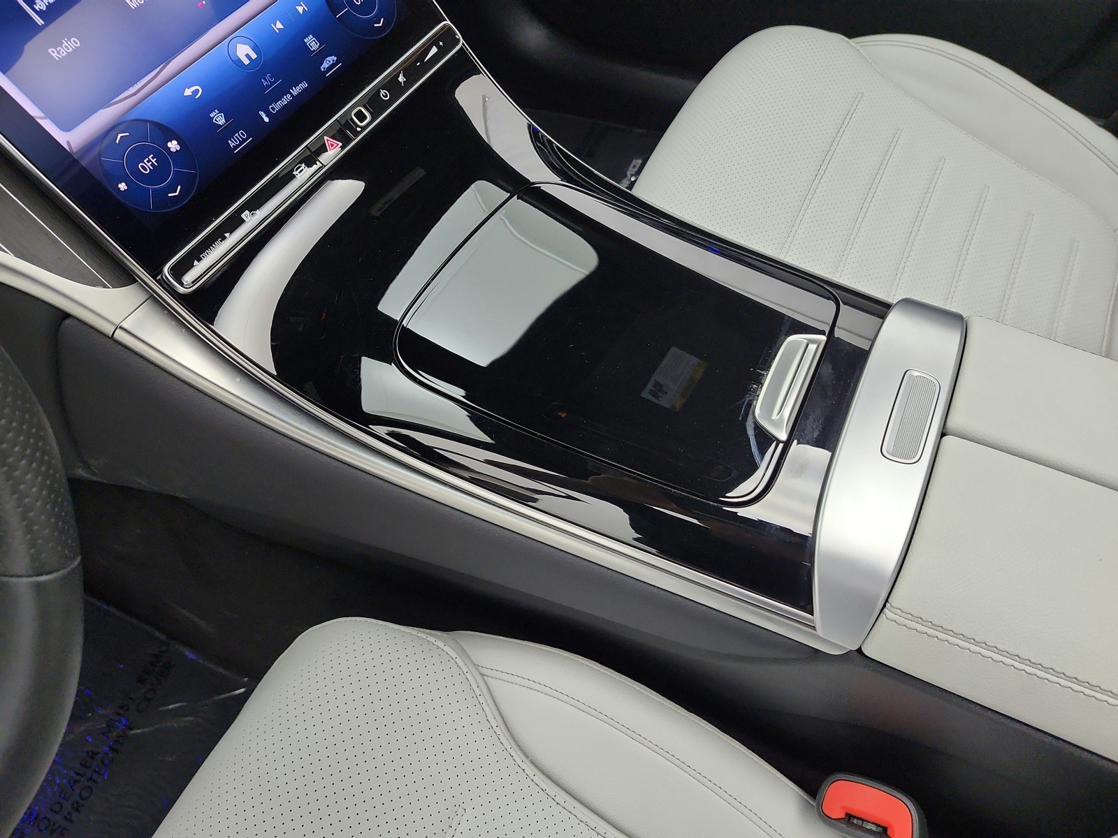 Used 2024 Cirrus Silver Metallic Mercedes-Benz GLC 300 4MATIC® Coupe image 11