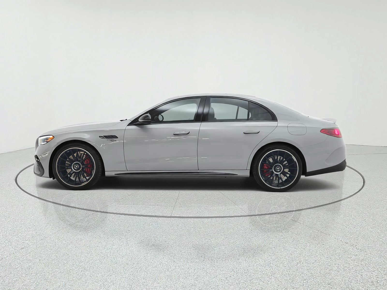 New 2027 MANUFAKTUR Alpine Grey Mercedes-Benz AMG® E 53 Hybrid Sedan image 8