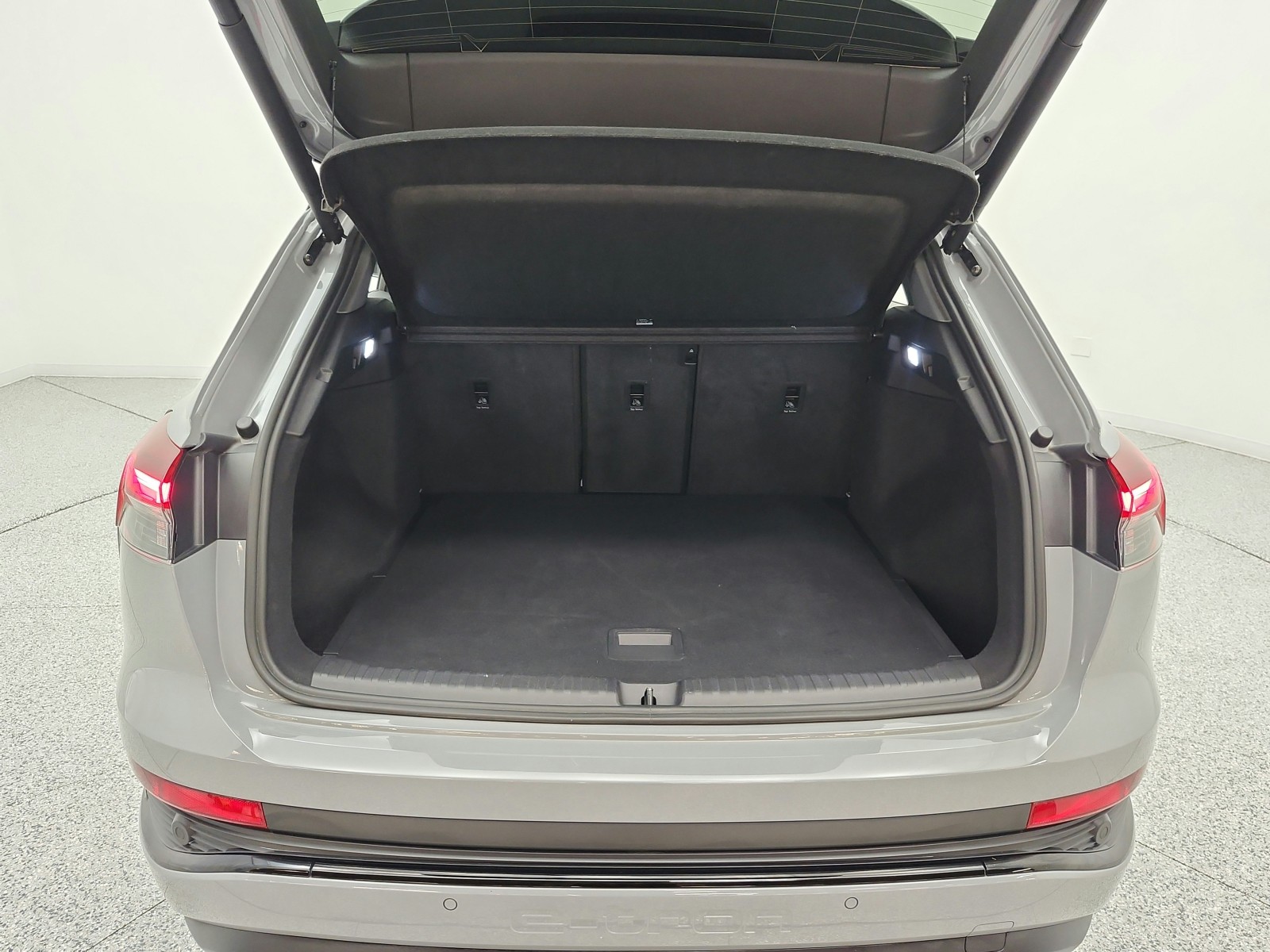 Used 2023 Pebble Gray Audi Prestige image 19