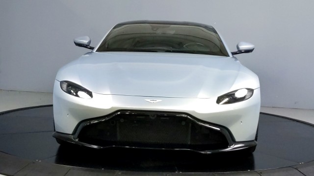 2019 Aston Martin Vantage  2