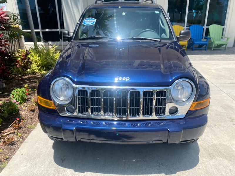 2006 Jeep Liberty 4WD Limited LOW MILES 75,410 in , 
