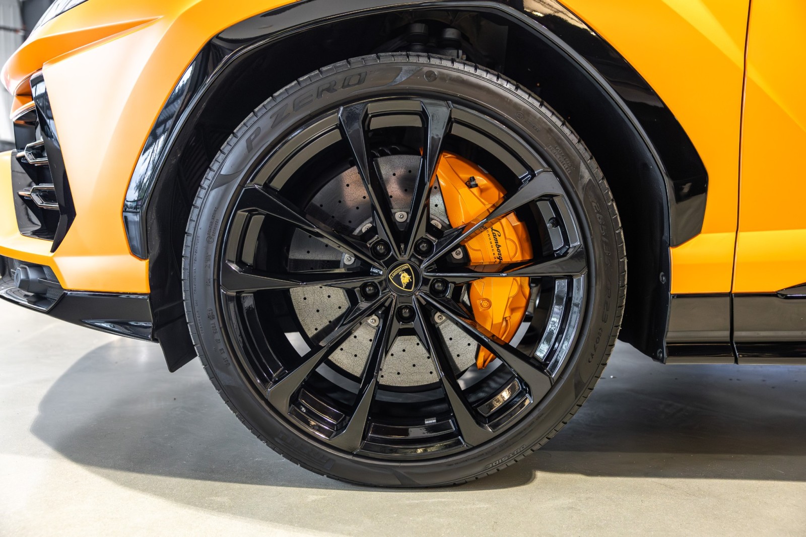Used Car 2022 Lamborghini Urus - Full Stealth Ppf  For Sale Under $240,000 In Boerne, Texas