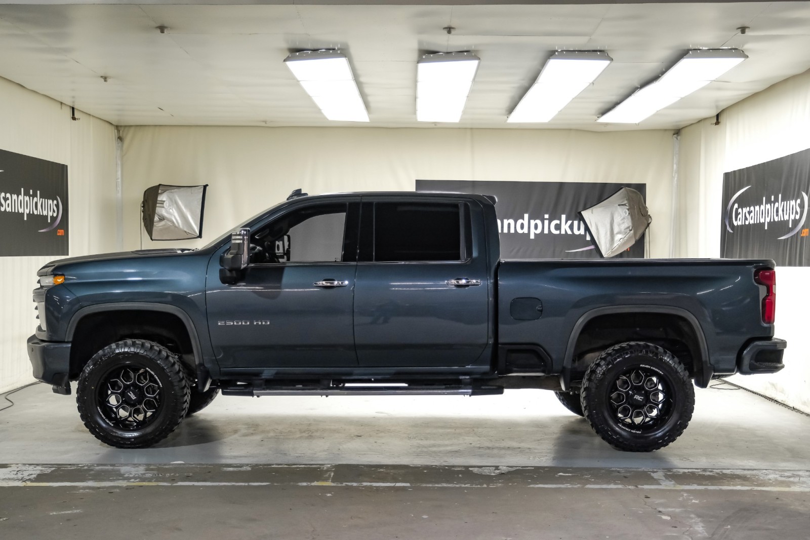 2020 Chevrolet Silverado 2500HD High Country 8